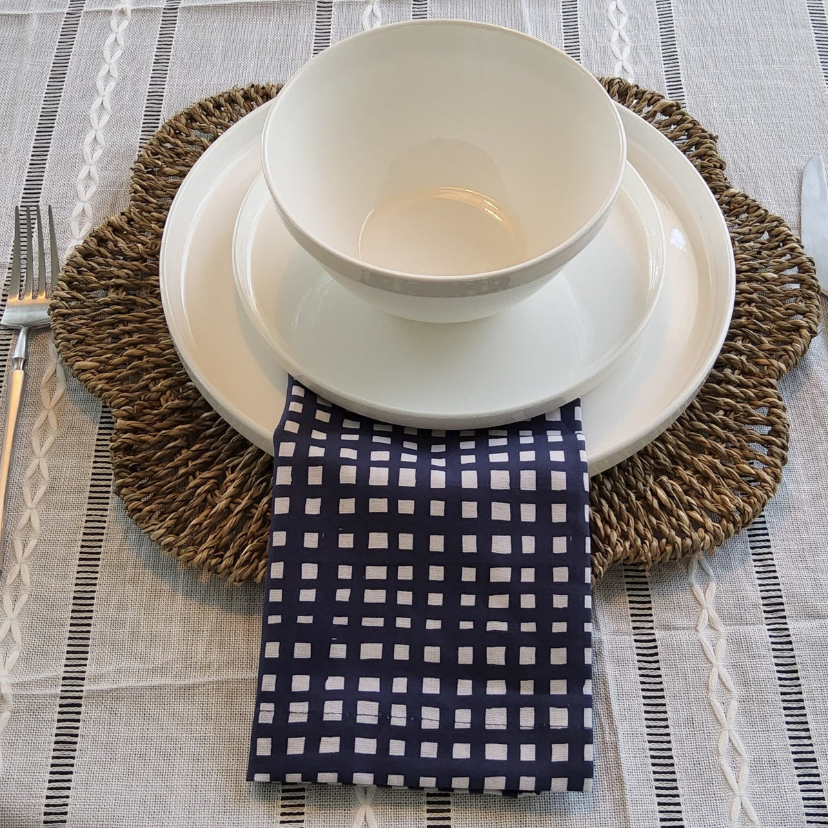 Daisy Mae-Grid Napkin