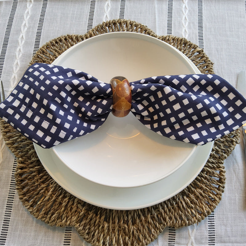 Daisy Mae-Grid Napkin