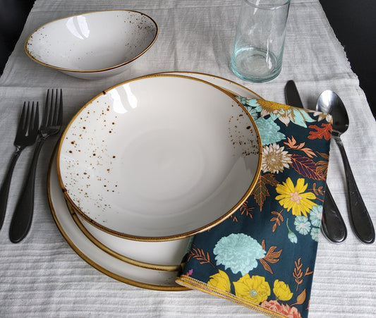 Terra Porcelain Craft White Speckled Dinnerware 4 Pc Set
