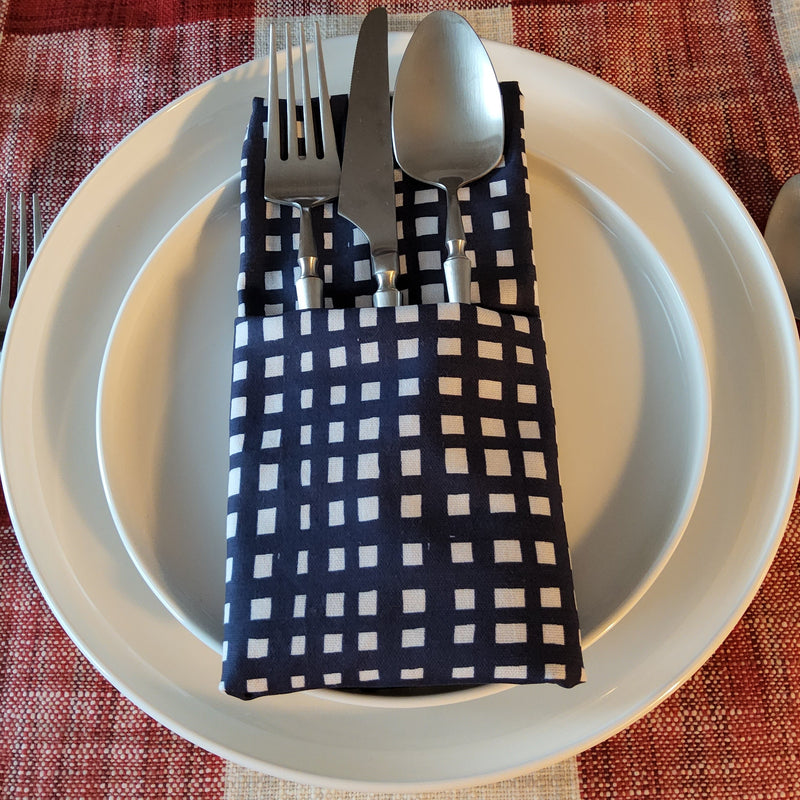 Daisy Mae-Grid Napkin